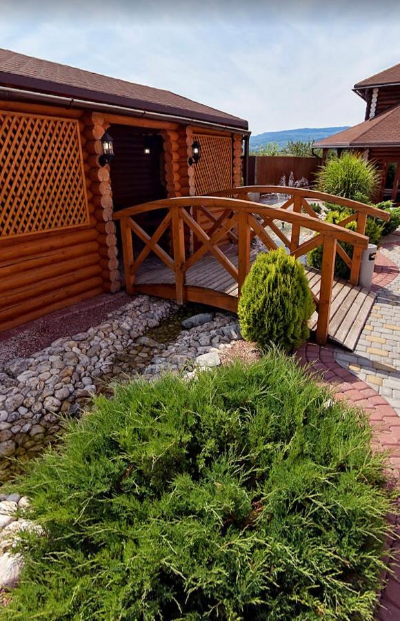 Hotel Візит Bushtyno Exteriér fotografie