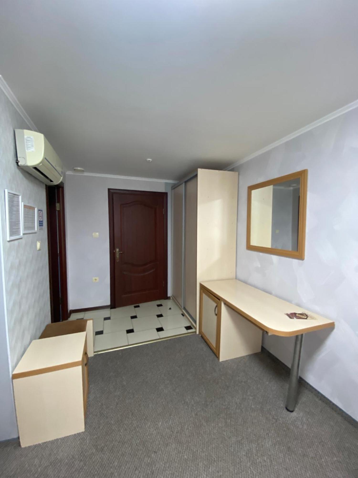 Hotel Візит Bushtyno Exteriér fotografie