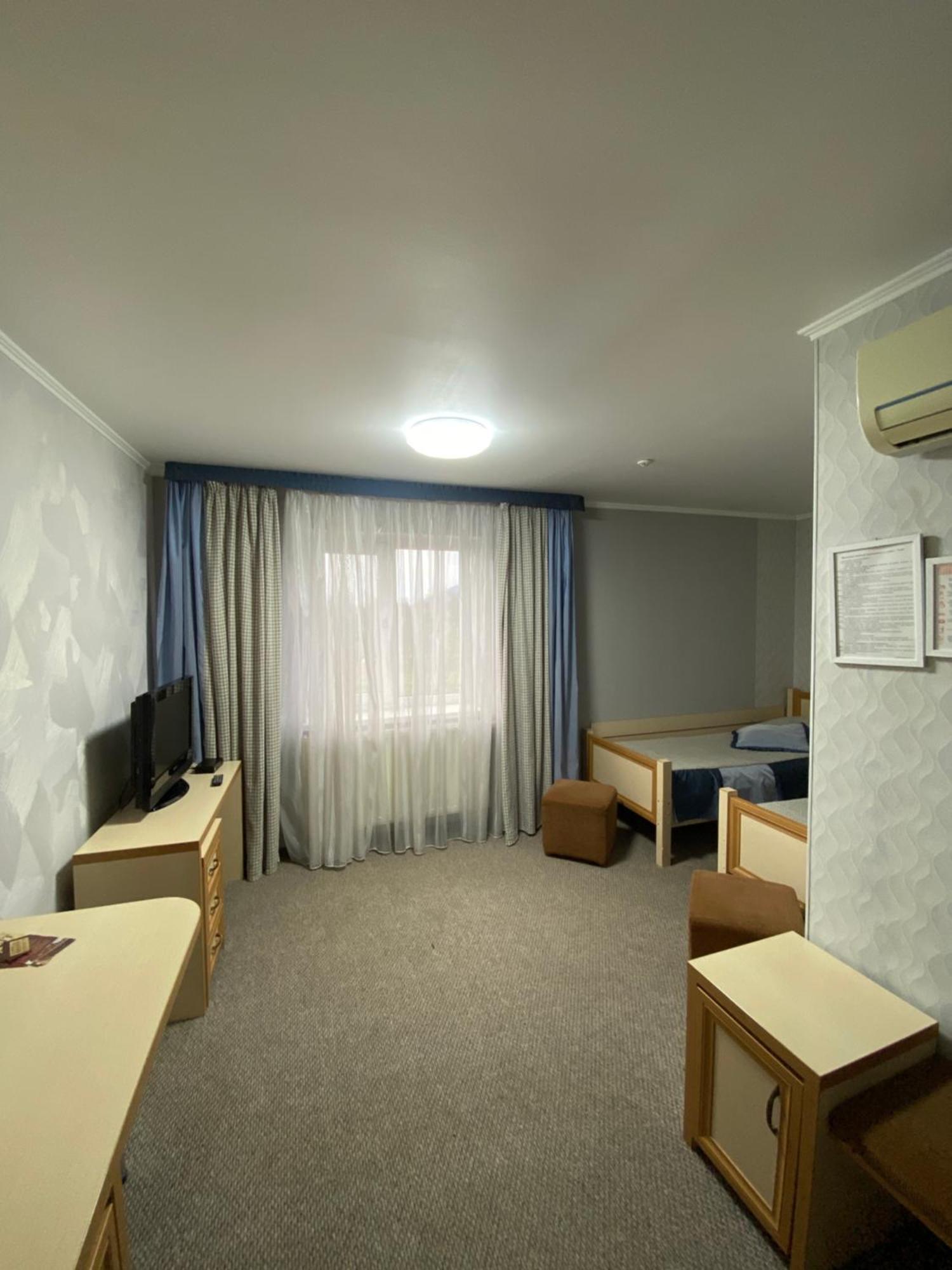 Hotel Візит Bushtyno Exteriér fotografie